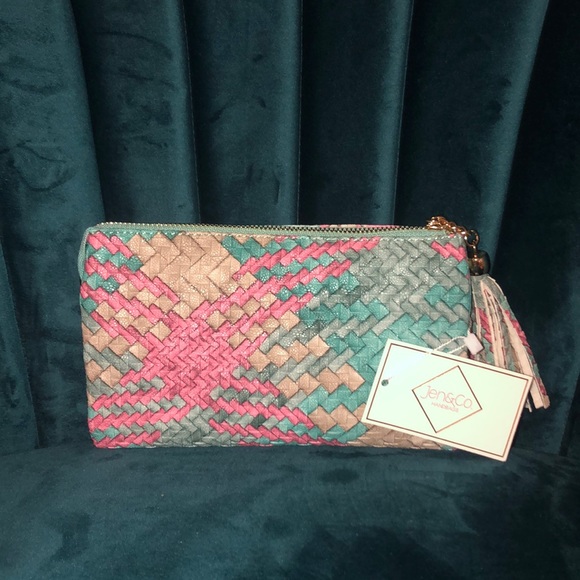 💕SOLD💕 NWT Jen & Co Wristlet Wallet with Strap - Picture 1 of 3